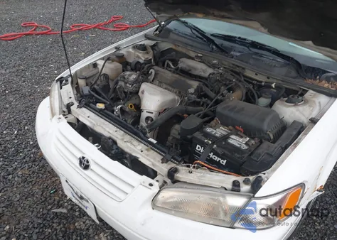 1998 Toyota Camry Ce/Le/Xle из США, поврежденный, VIN JT2BG22K6W0207914